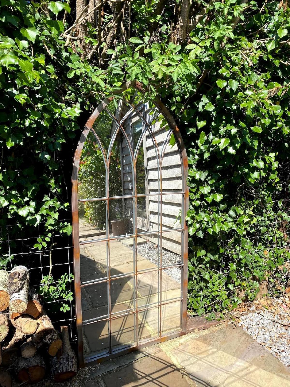 Villa The Tool Shed Nestled In Idyllic Countryside Linchmere Exterior foto